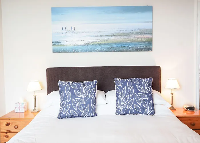 By The Sea Bed And Breakfast